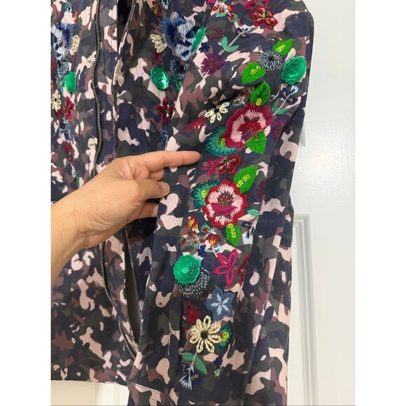 Anthropologie / Villagalo Oversized embroidered camo sequin jacket - Picture 8 of 11